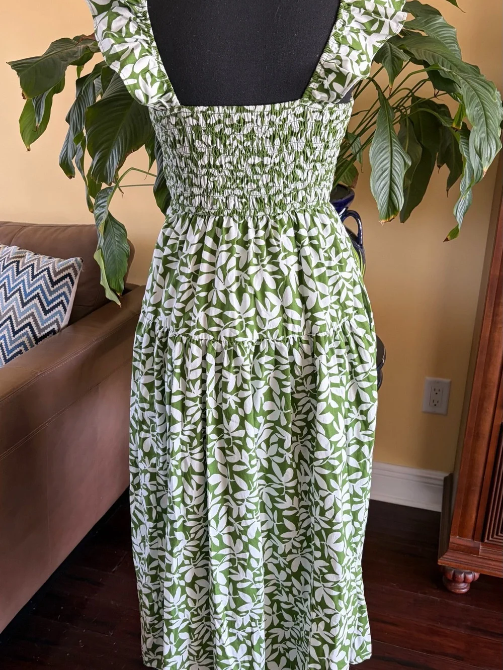 Abercrombie & Fitch Flutter Sleeve Smocked Midi Dress, has pockets - Medium